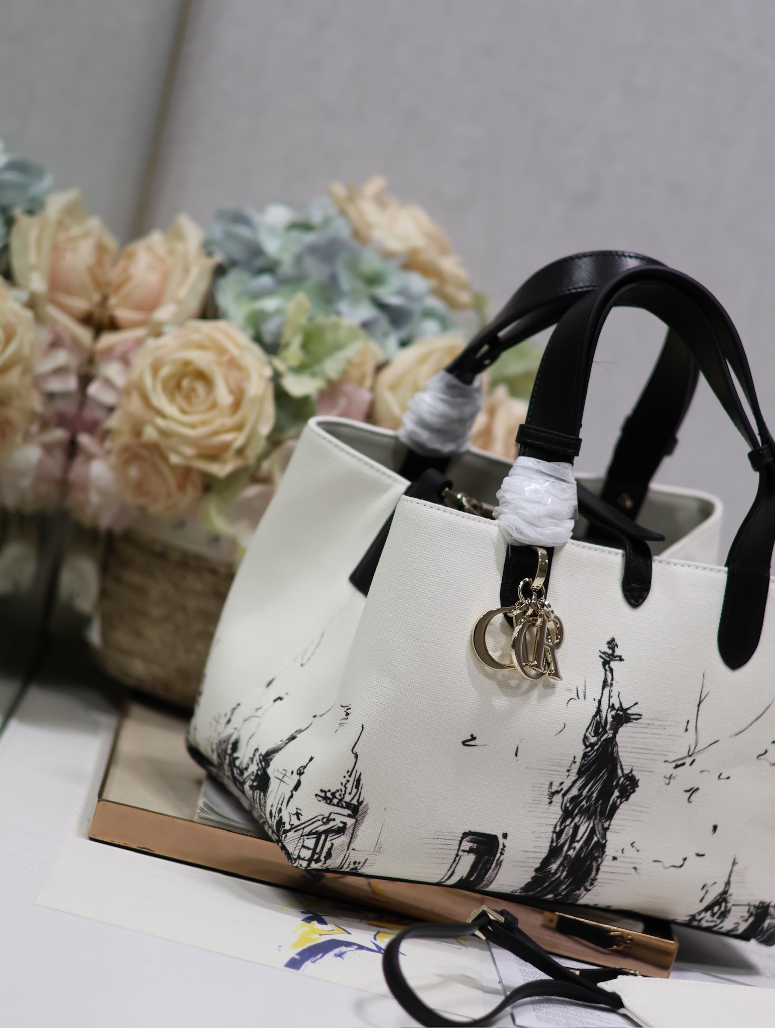 Medium Dior Toujours Bag Latte and Black Canvas with New York Print